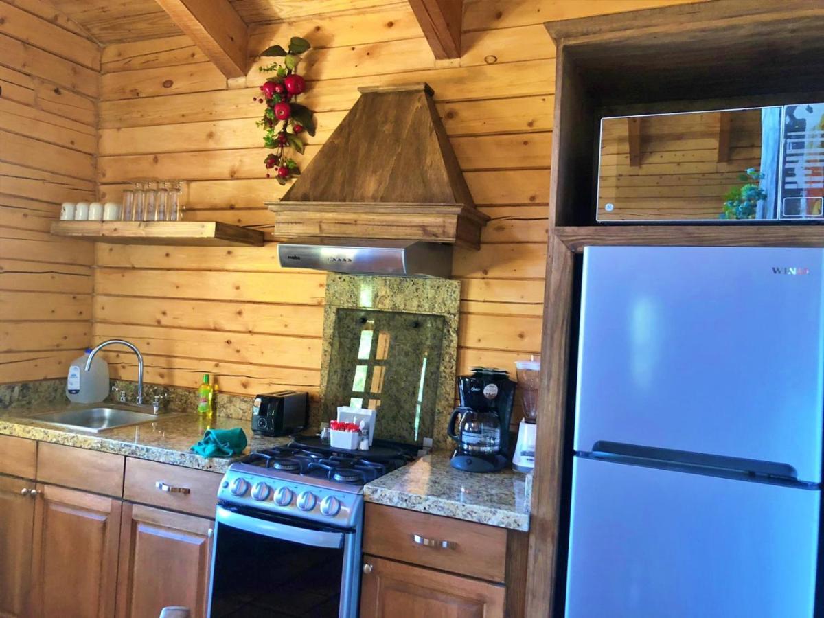 Bosques De Monterreal Hotel San Antonio de las Alazanas Ngoại thất bức ảnh