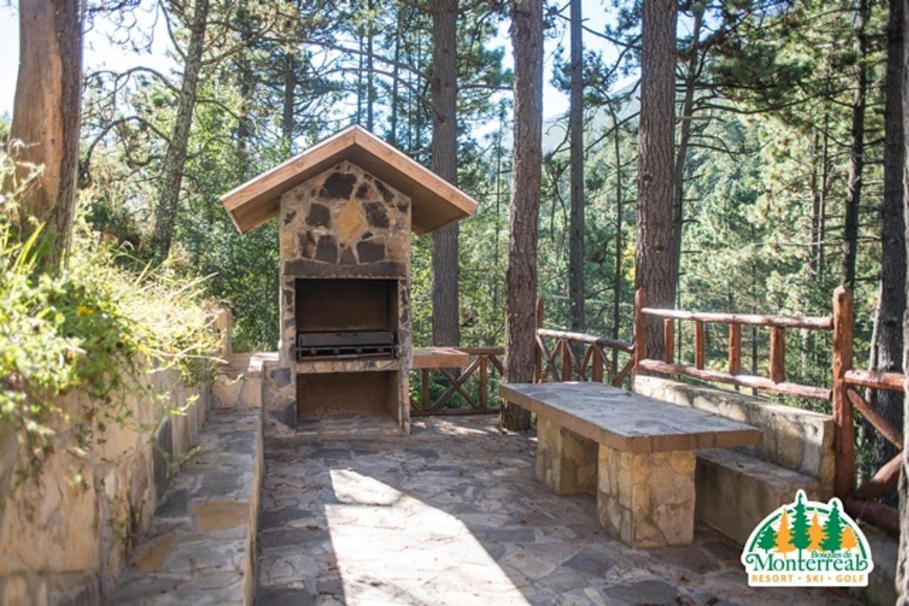 Bosques De Monterreal Hotel San Antonio de las Alazanas Ngoại thất bức ảnh