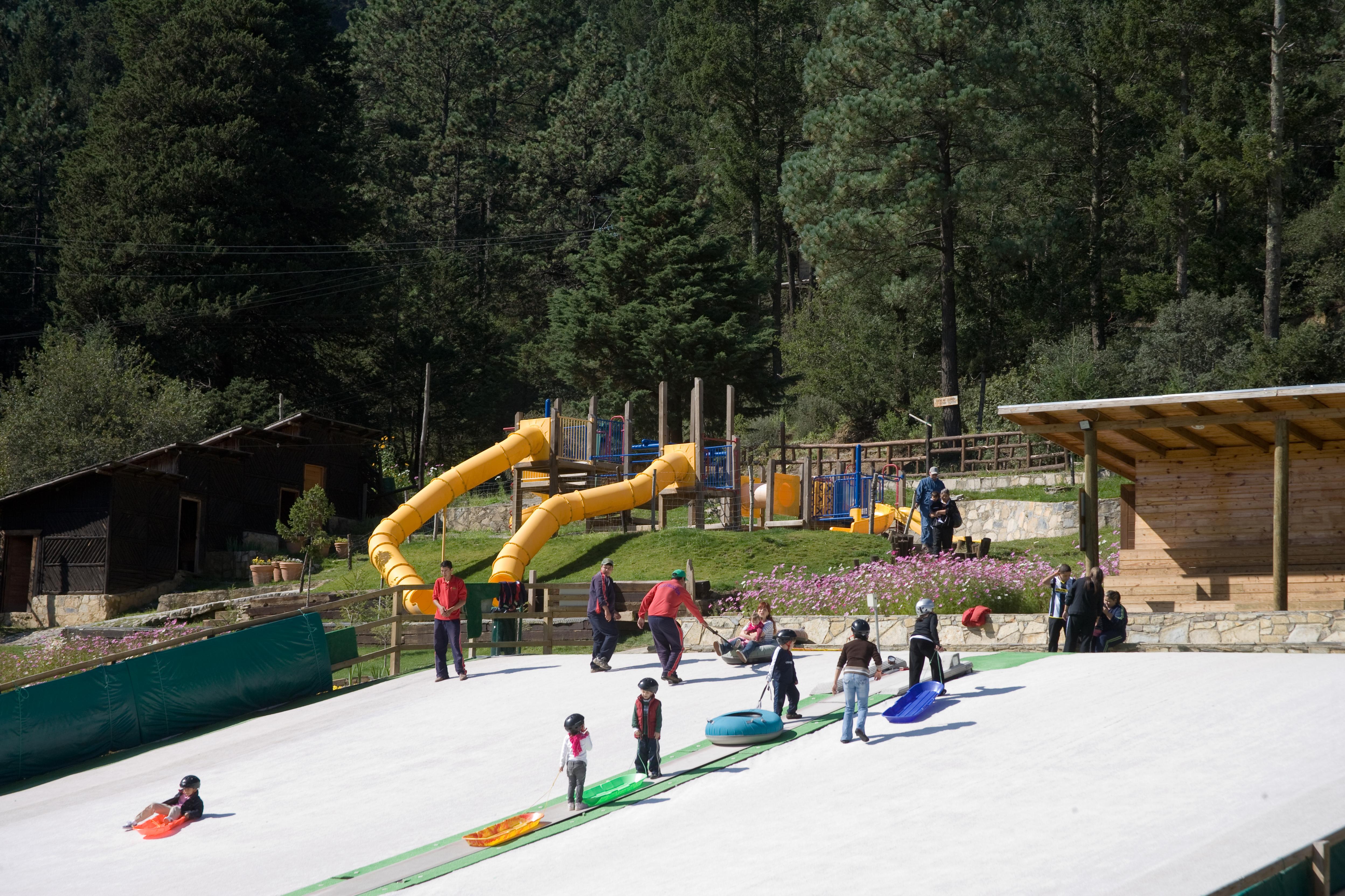 Bosques De Monterreal Hotel San Antonio de las Alazanas Ngoại thất bức ảnh