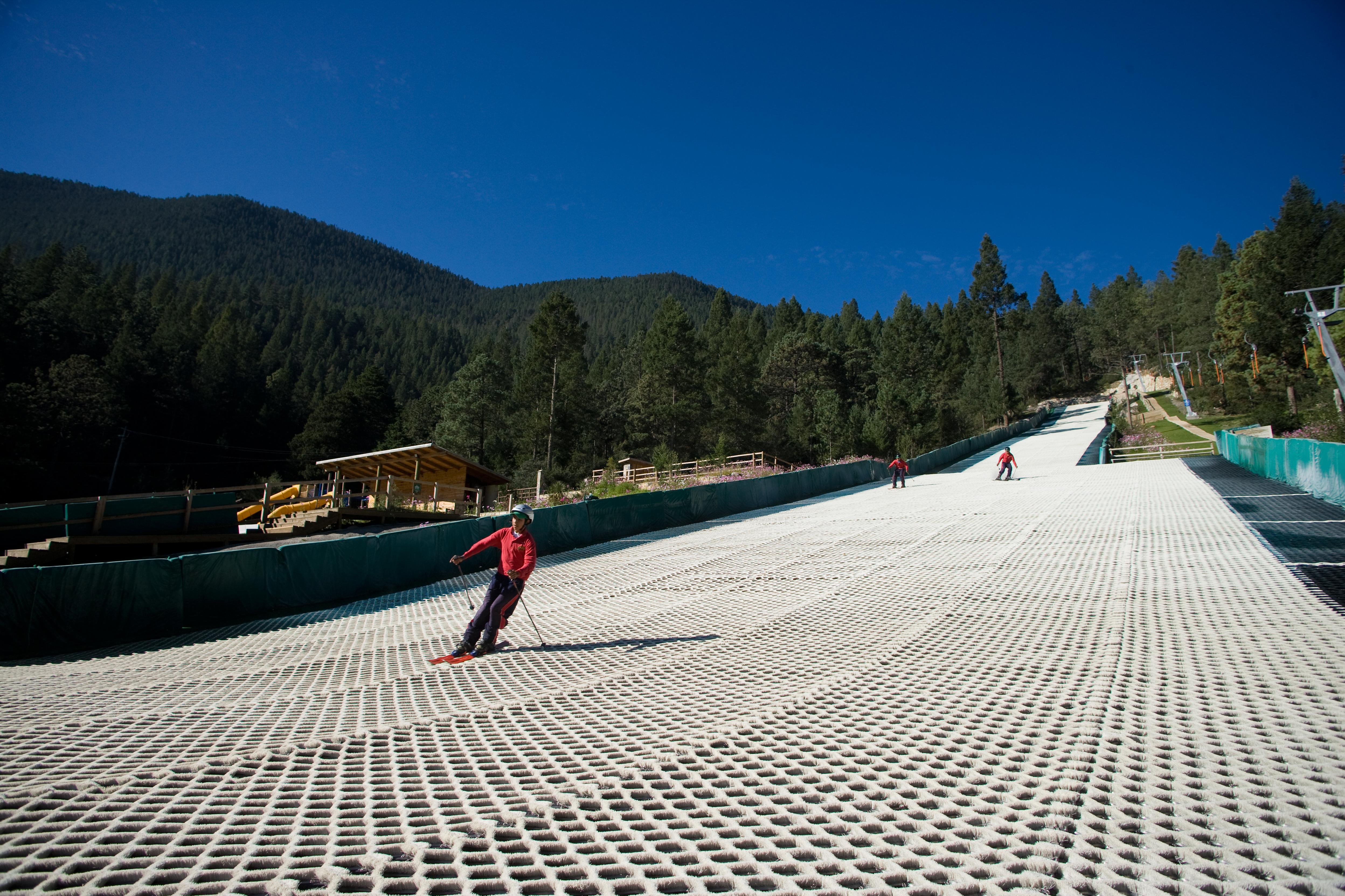 Bosques De Monterreal Hotel San Antonio de las Alazanas Ngoại thất bức ảnh